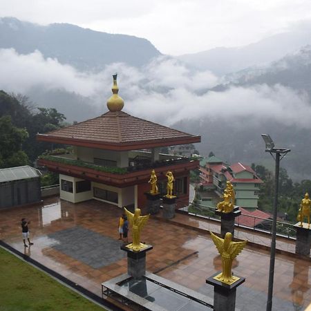 Oro Montana Hotels And Resort Gangtok Buitenkant foto