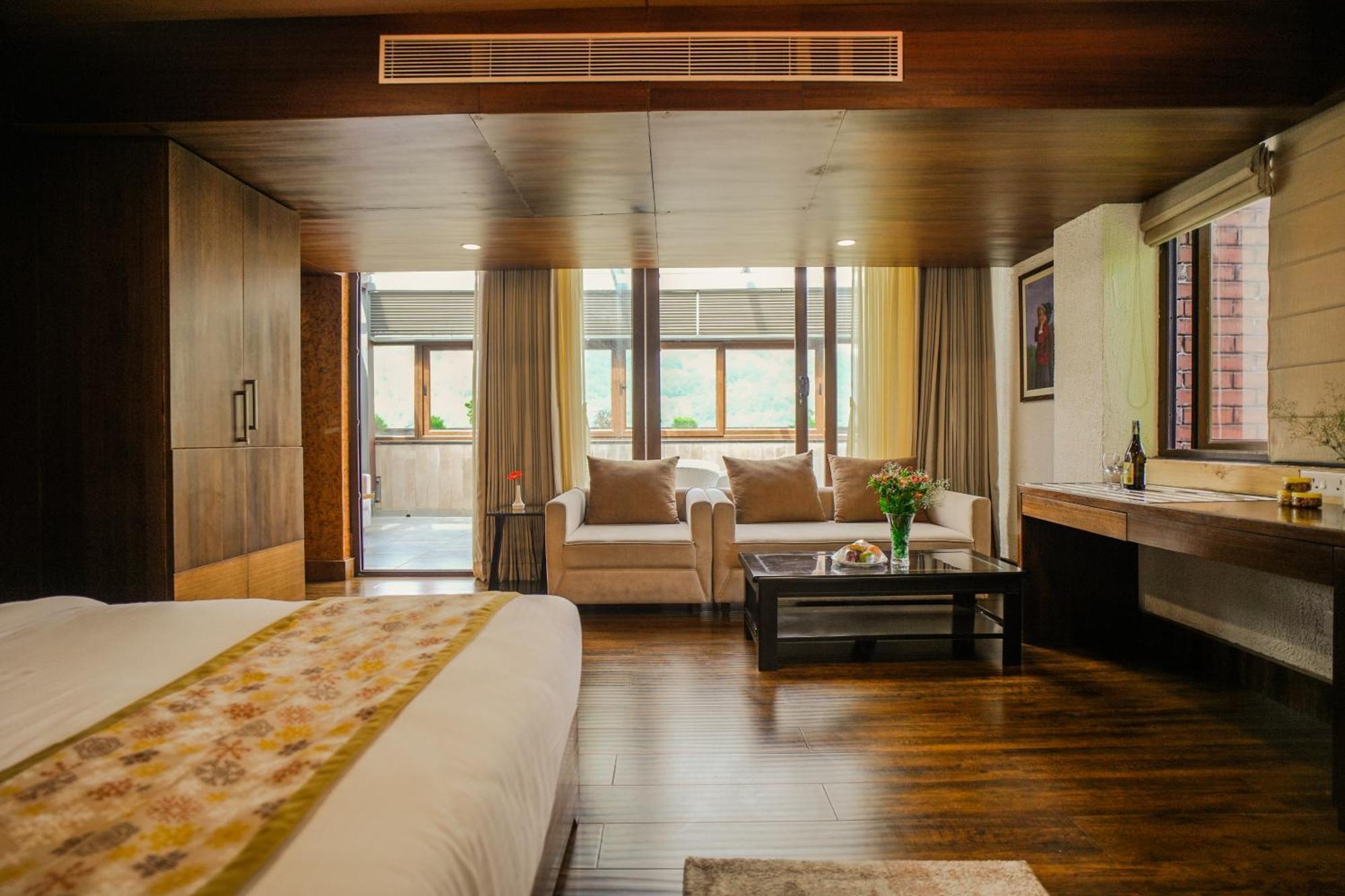 Oro Montana Hotels And Resort Gangtok Buitenkant foto